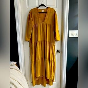 Beautiful and airy Neve and Hawk slow fashion Size 2 dress.